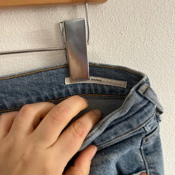 Citizens of Humanity Sacha High-Rise Wide-Leg Jeans, size 33 - Picture 7 of 7